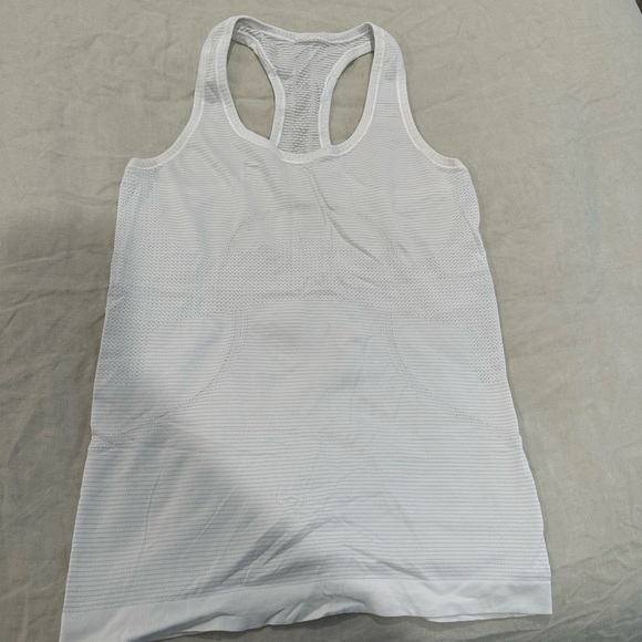 Lulu lemon tank - Picture 1 of 2